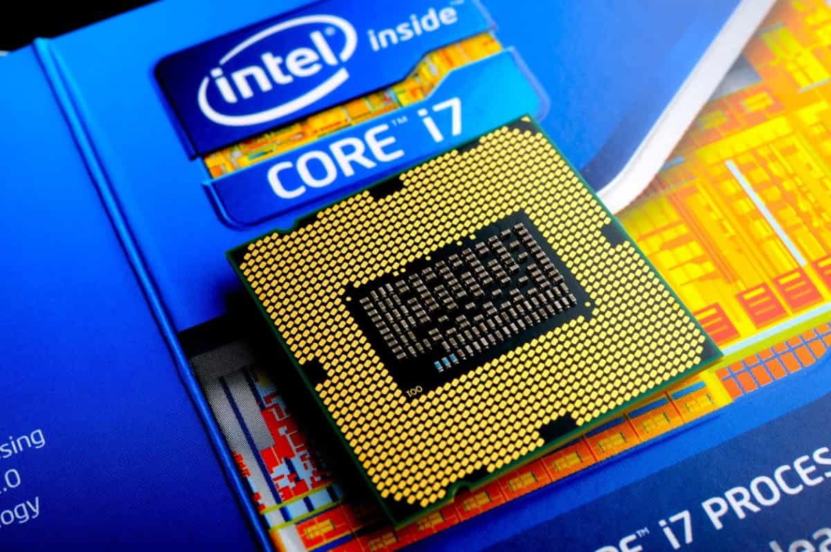 Núcleo de procesador Intel i7. Descubre todo sobre las acciones de Intel.