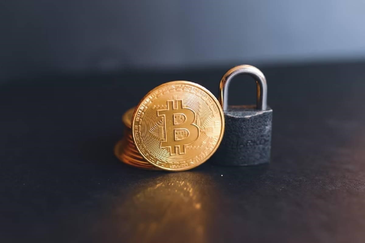 El término y las aplicaciones de la blockchain surgieron con la creación del Bitcoin.