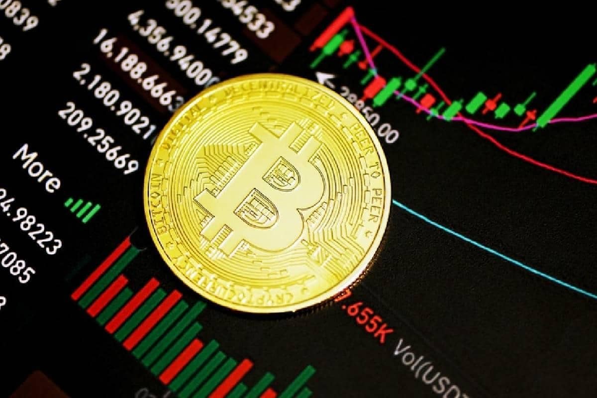 Bitcoin ocupa el puesto uno de las criptomonedas más rentables
