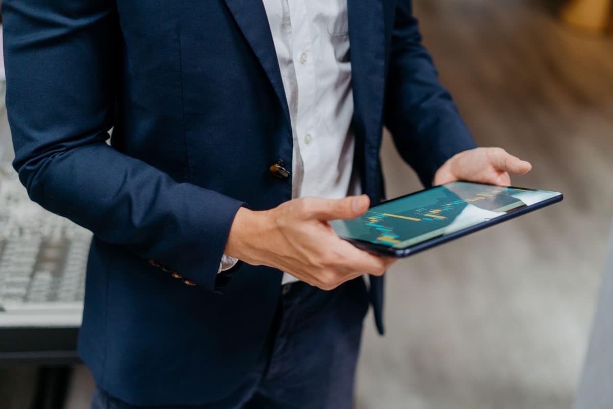 Invierte en los mercados de capitales en auge