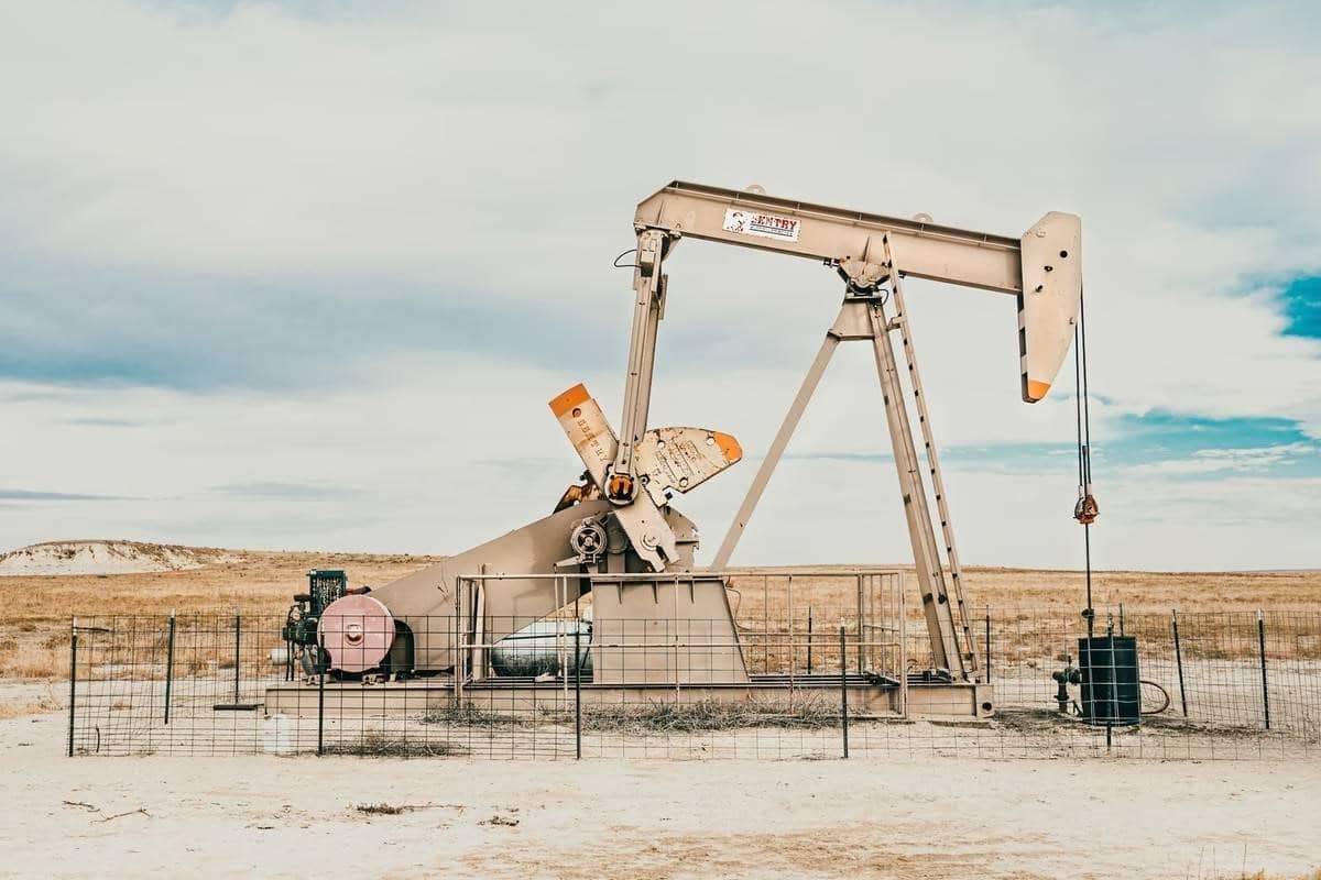 El precio del petróleo depende del nivel de exportación y las relaciones geopolíticas