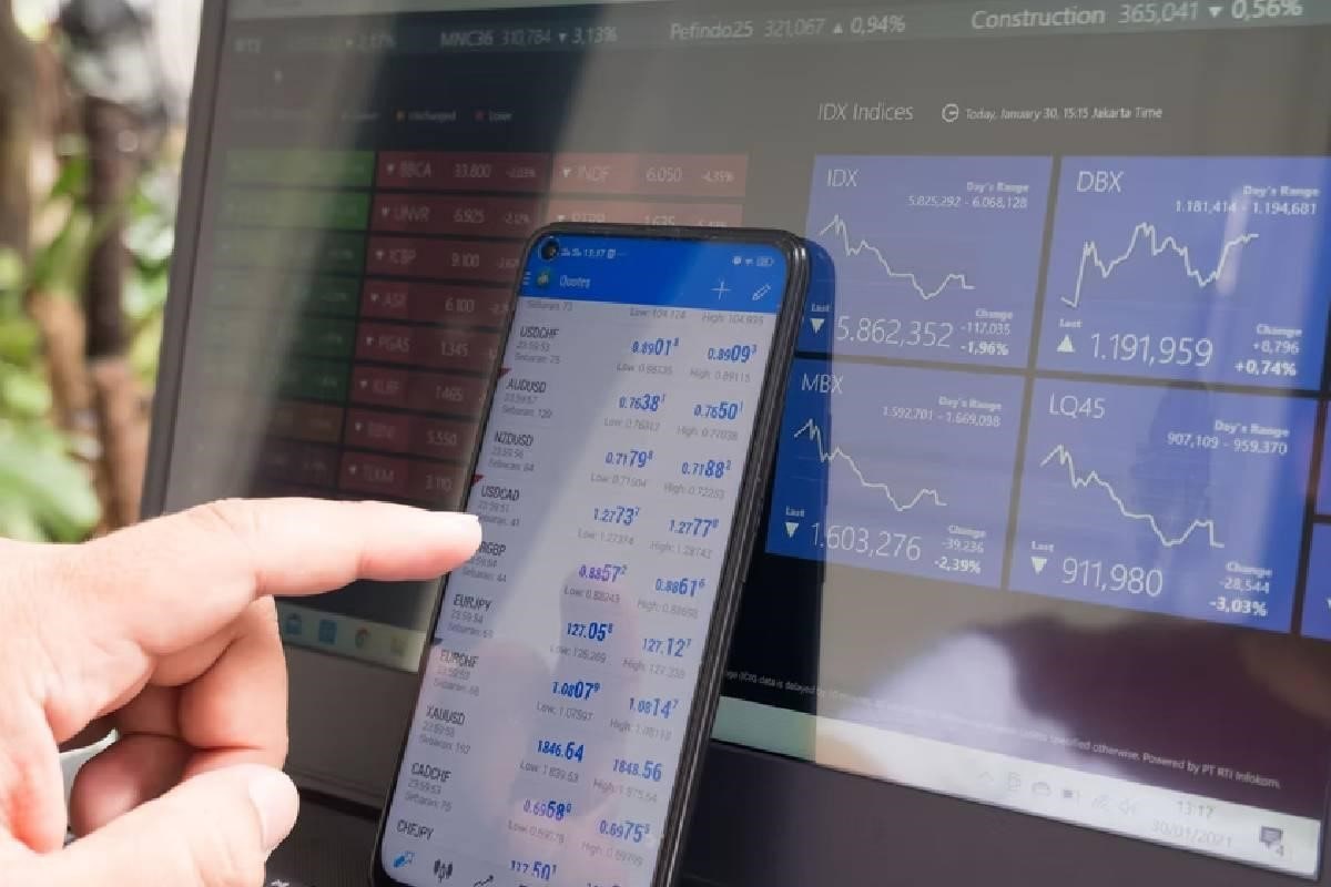 Puedes analizar los pronósticos para la bolsa de valores desde tu ordenador o celular