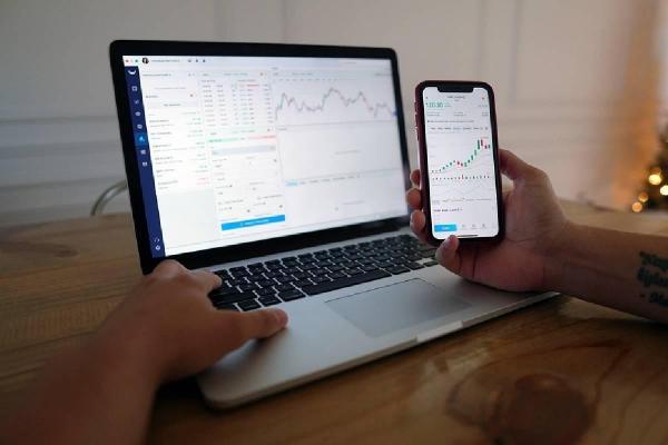 Gráfico que ejemplifica el crecimiento de las acciones de Moderna.