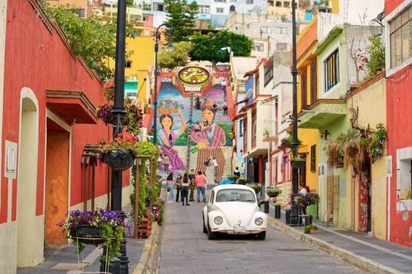 ¿Cómo invertir en turismo?