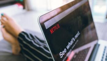 ¿Cómo y por qué invertir en Netflix?